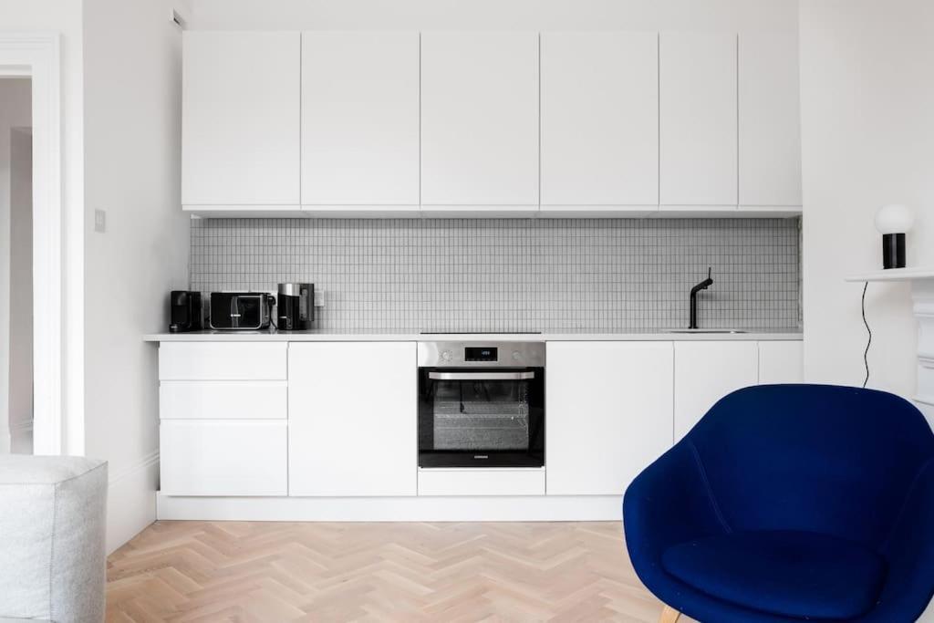Апартаменти Spacious Georgian Pad - Free Parking - Walk To Бат Екстер'єр фото